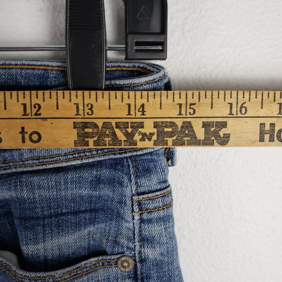 American Eagle Women's 4 Cut Of Jean Shorts Raw Hem Distressed Cotton Festival - Picture 2 of 8